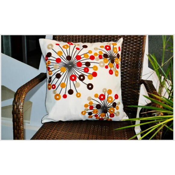 Flower Pattern Pillow Cover - Picture 2 of 5